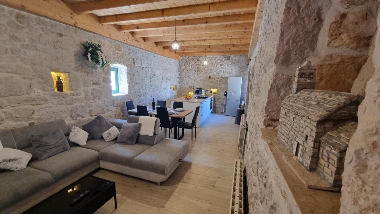 Aga Villa Zagvozd Bagian luar foto