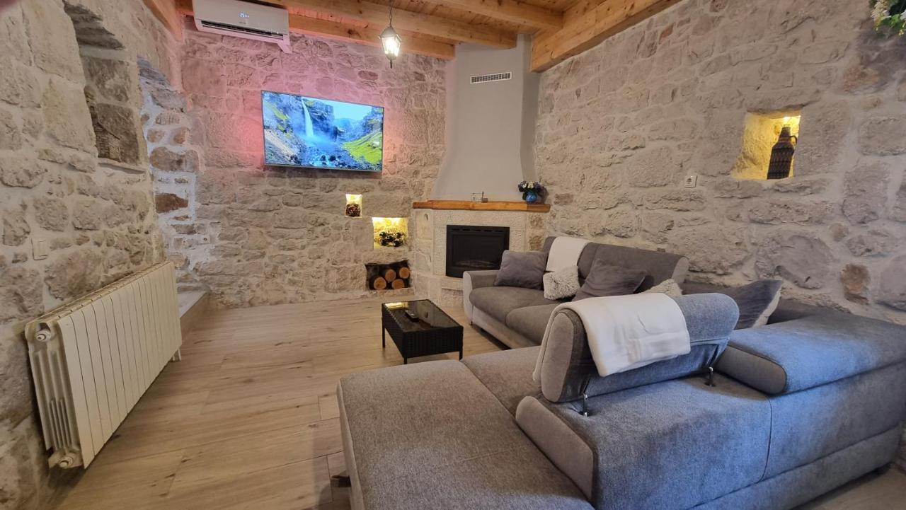 Aga Villa Zagvozd Bagian luar foto