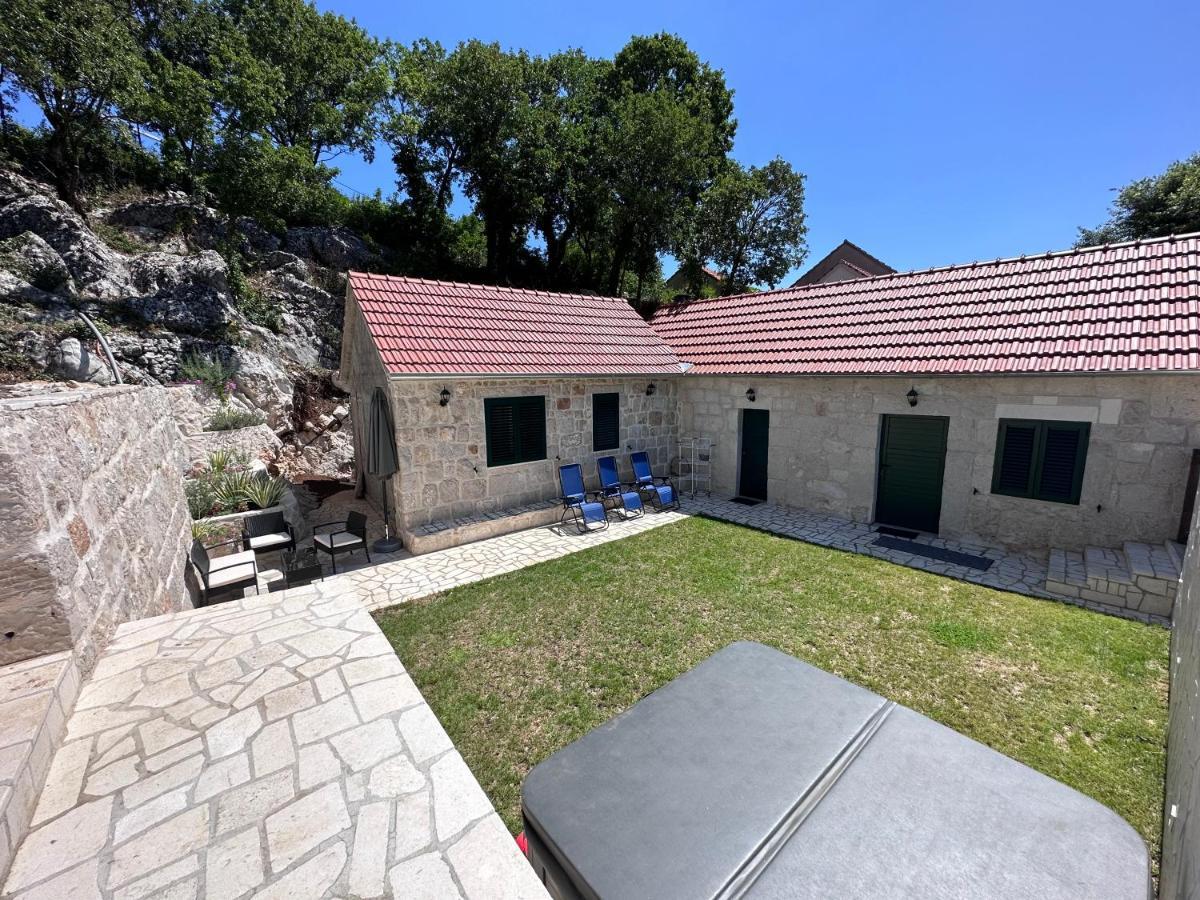 Aga Villa Zagvozd Bagian luar foto